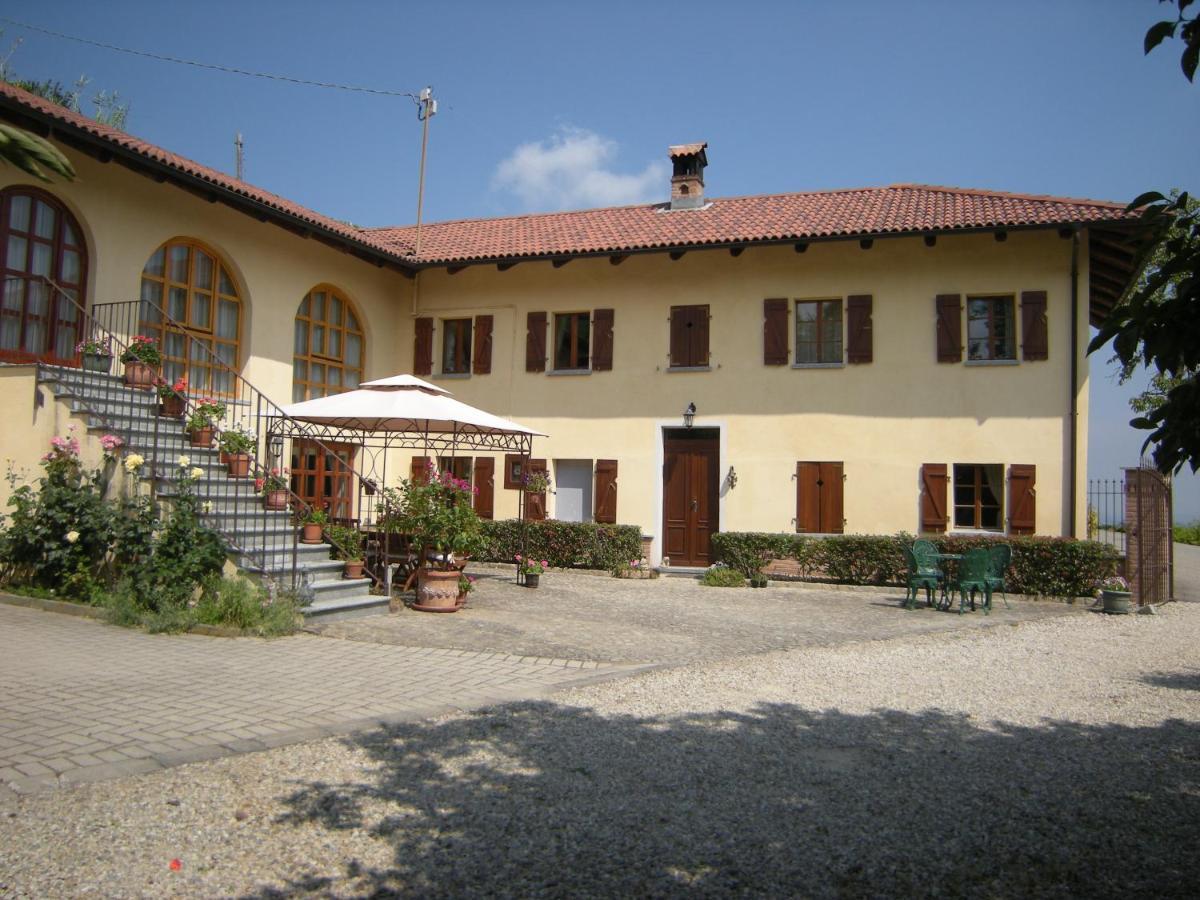 Casa Fonda- Piemonte Acomodação com café da manhã Mango Exterior foto